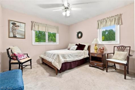 10051 Deerfield Lane Brecksville OH 44141