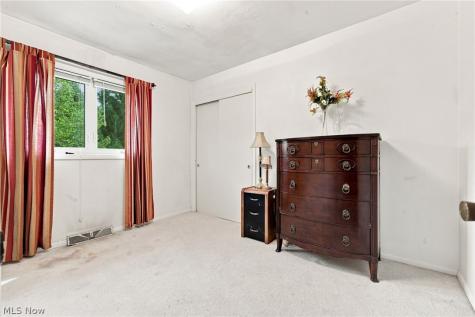 10051 Deerfield Lane Brecksville OH 44141