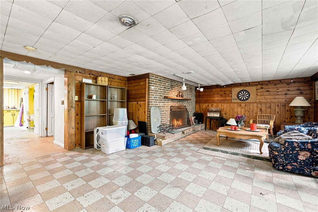 10051 Deerfield Lane Brecksville OH 44141