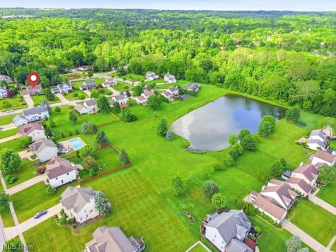 1658 Chestnut Trail Drive Twinsburg OH 44087