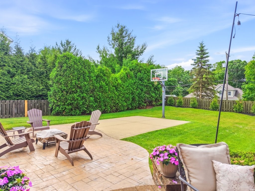 1658 Chestnut Trail Drive Twinsburg OH 44087