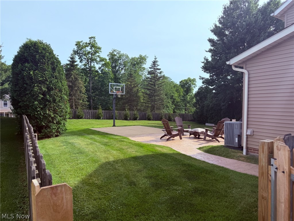 1658 Chestnut Trail Drive Twinsburg OH 44087