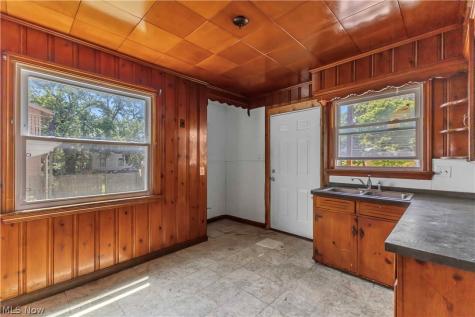 416 Washington Avenue Lorain OH 44052