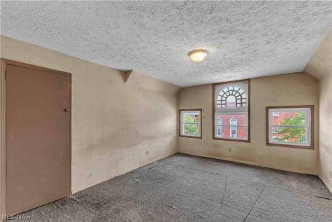 416 Washington Avenue Lorain OH 44052