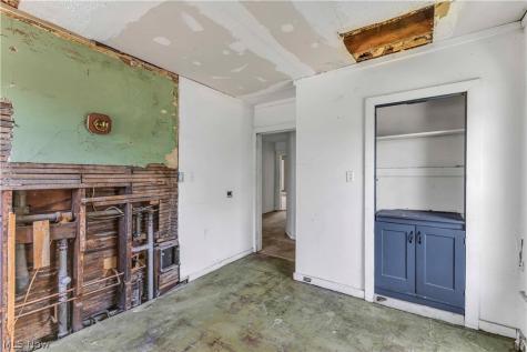 416 Washington Avenue Lorain OH 44052