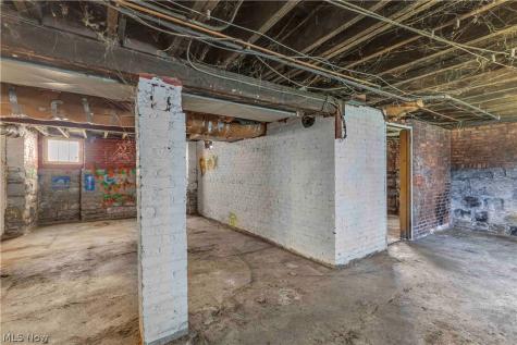 416 Washington Avenue Lorain OH 44052