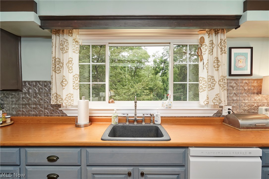 2803 Yellow Creek Road Bath OH 44333