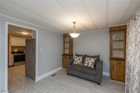8 Dogwood Lane Olmsted Twp OH 44138