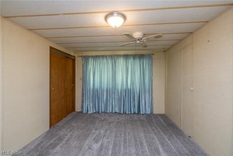 8 Dogwood Lane Olmsted Twp OH 44138