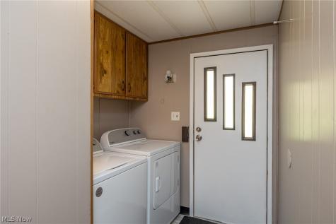 8 Dogwood Lane Olmsted Twp OH 44138