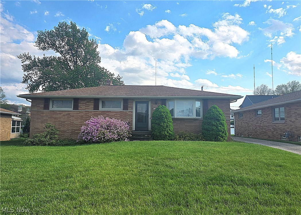 1423 Roanoke Drive Parma OH 44134