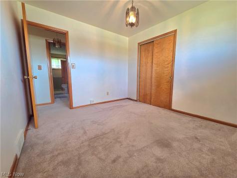 1423 Roanoke Drive Parma OH 44134