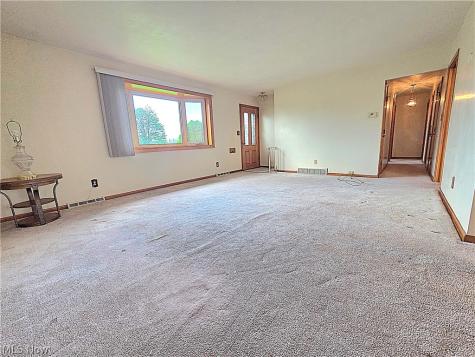 1423 Roanoke Drive Parma OH 44134
