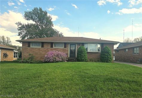 1423 Roanoke Drive Parma OH 44134