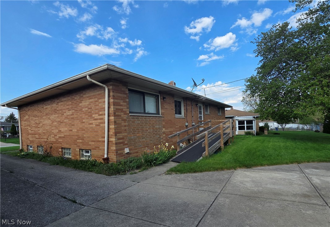 1423 Roanoke Drive Parma OH 44134