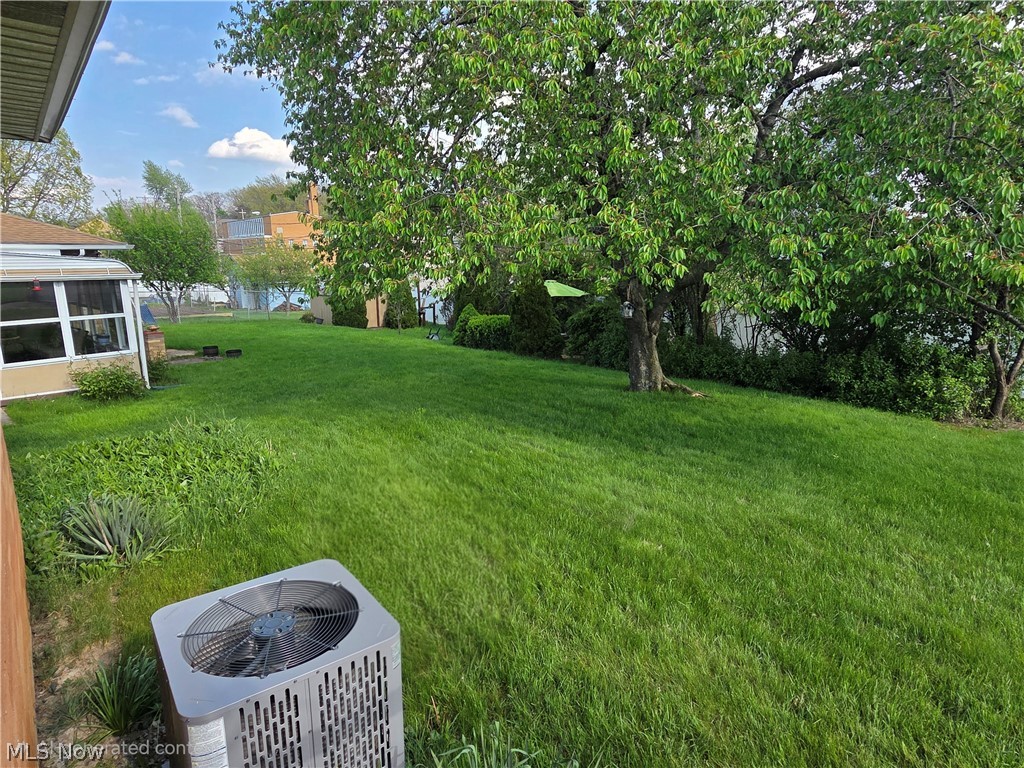 1423 Roanoke Drive Parma OH 44134