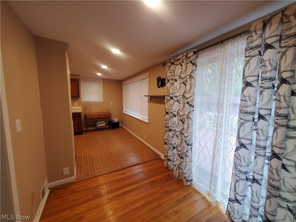 1115 Clifford Road Cleveland Heights OH 44121