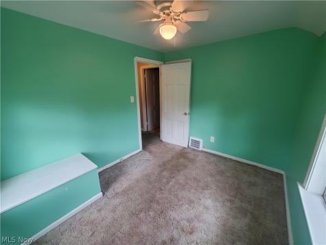 1115 Clifford Road Cleveland Heights OH 44121