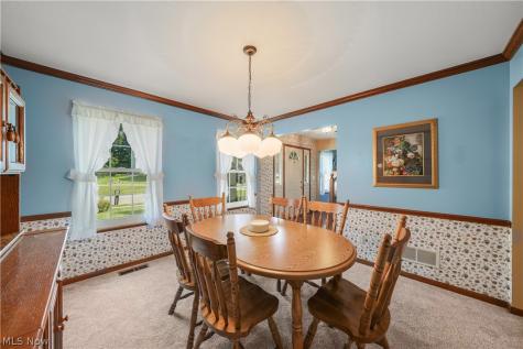 8226 Clover Lane Garrettsville OH 44231