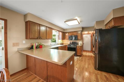 8226 Clover Lane Garrettsville OH 44231
