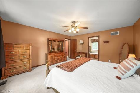 8226 Clover Lane Garrettsville OH 44231