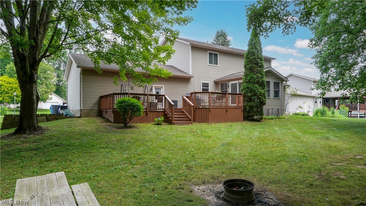 8226 Clover Lane Garrettsville OH 44231