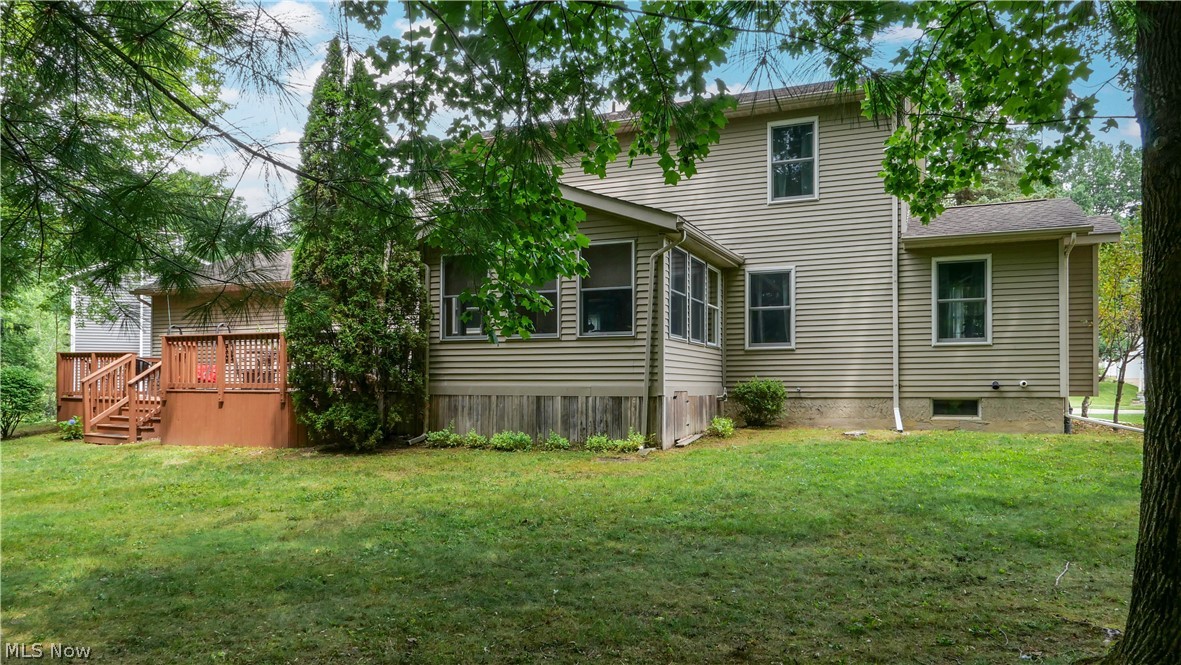 8226 Clover Lane Garrettsville OH 44231