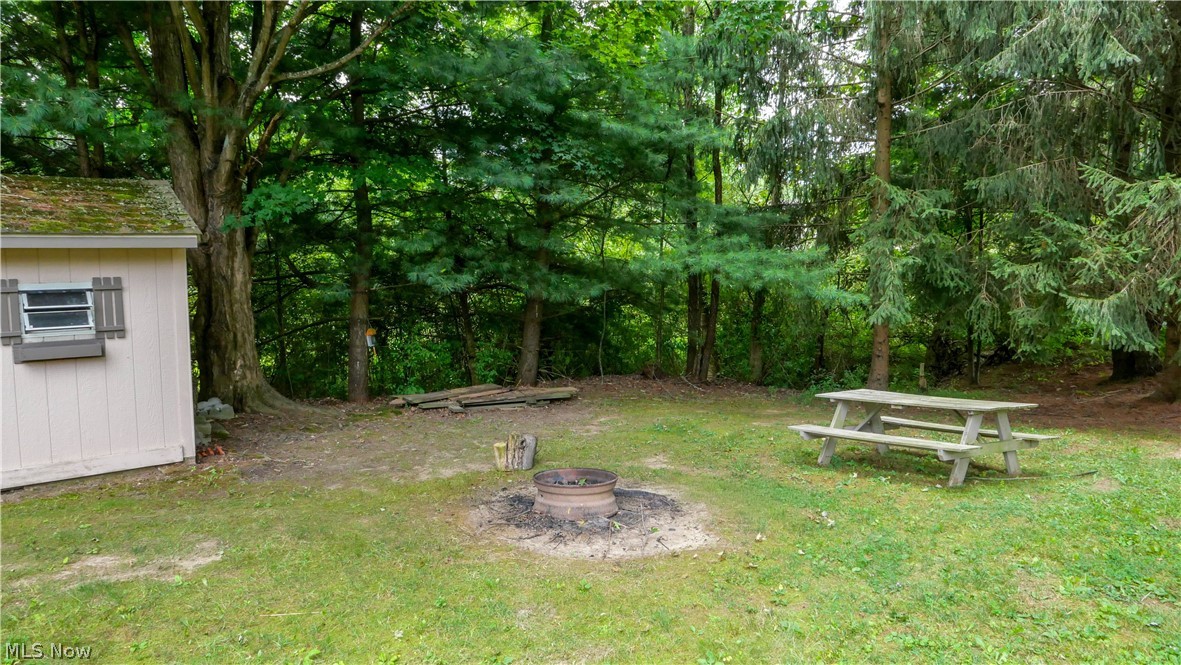8226 Clover Lane Garrettsville OH 44231