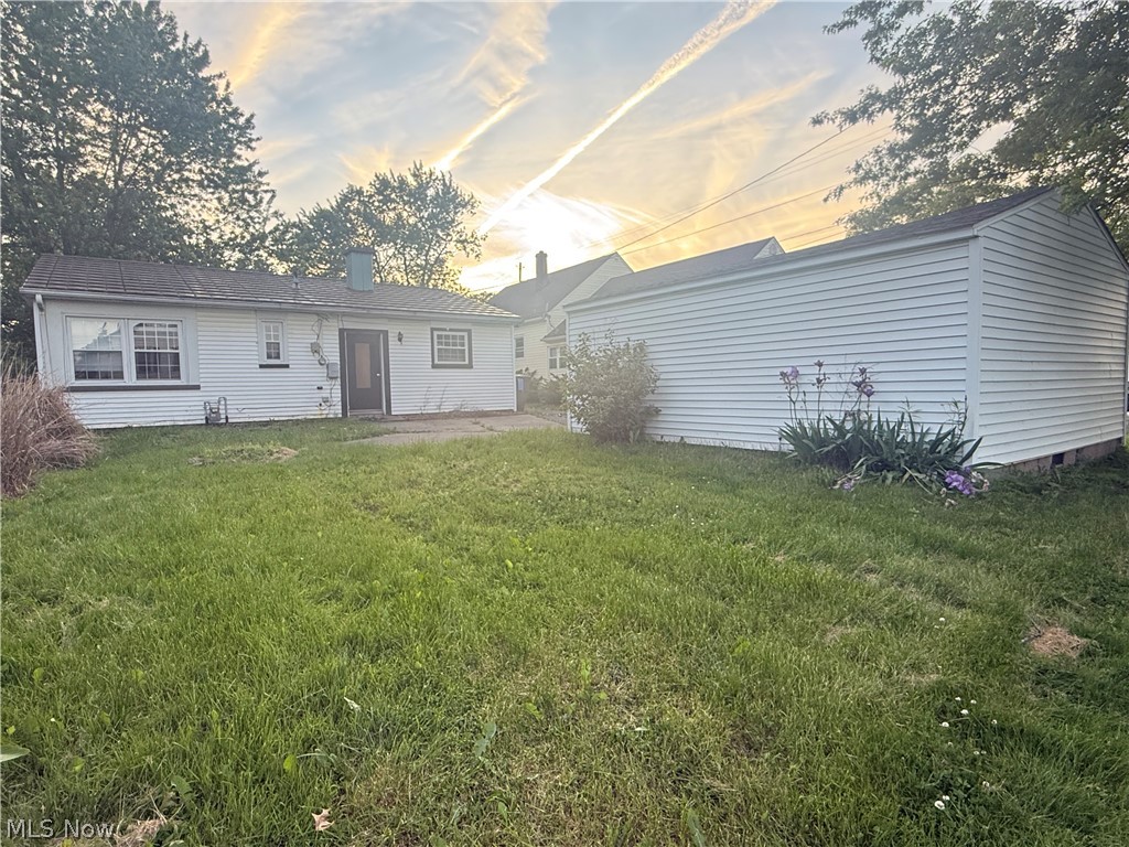 420 Perkinswood Boulevard NE Warren OH 44483