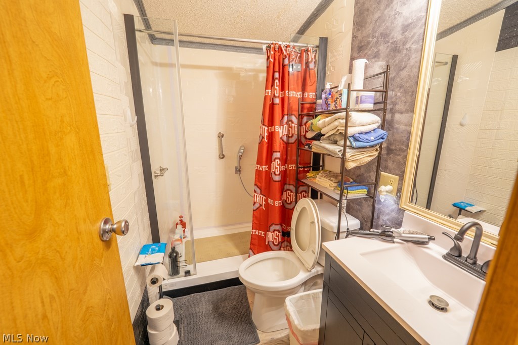 112 Evergreen Lane Apple Creek OH 44606