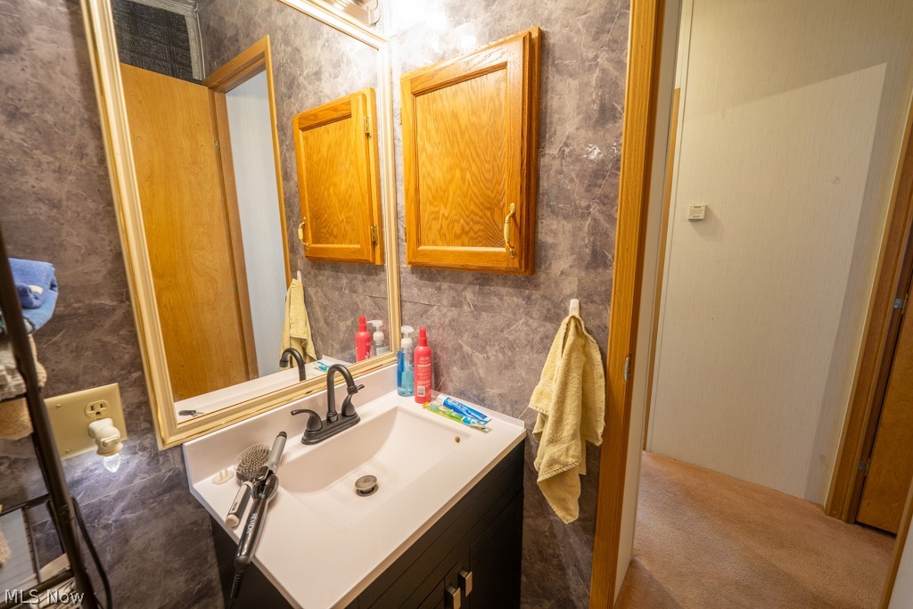 112 Evergreen Lane Apple Creek OH 44606