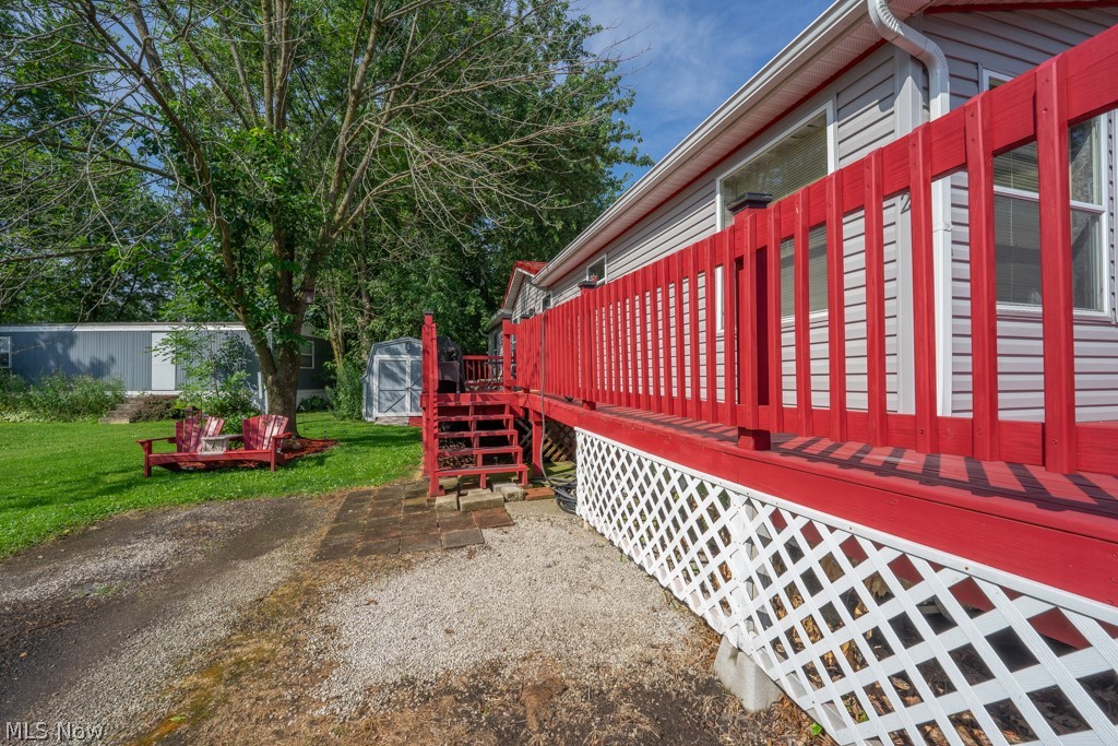 112 Evergreen Lane Apple Creek OH 44606