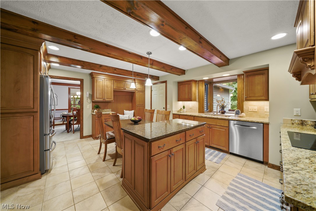 280 Beech Court Aurora OH 44202