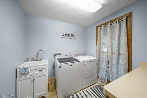 280 Beech Court Aurora OH 44202