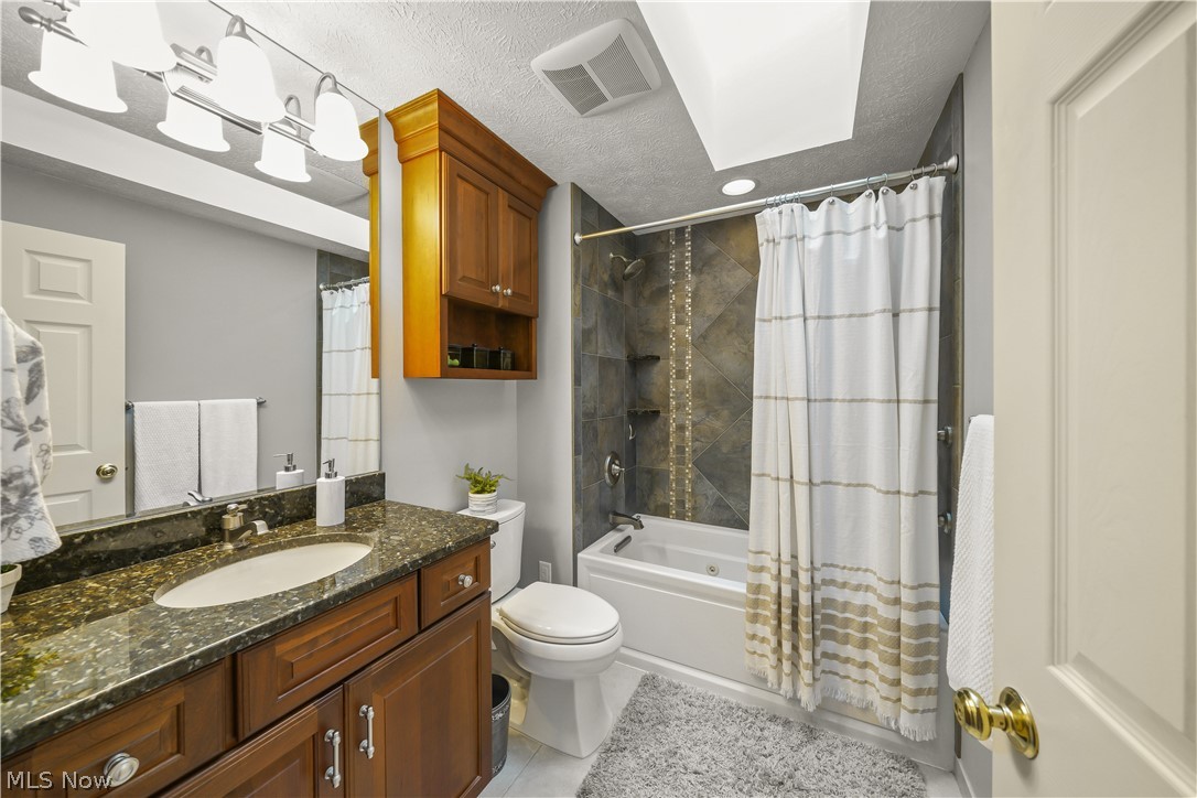 280 Beech Court Aurora OH 44202