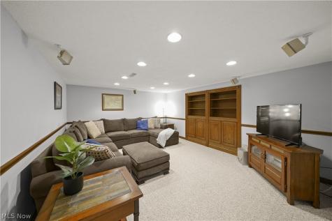 280 Beech Court Aurora OH 44202
