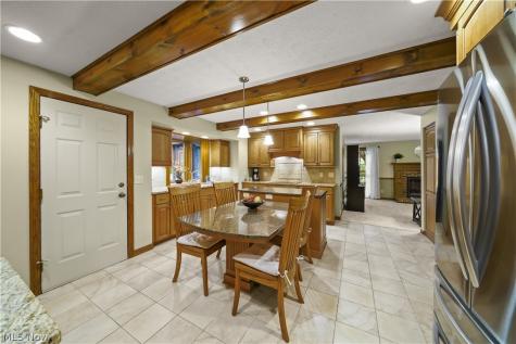 280 Beech Court Aurora OH 44202