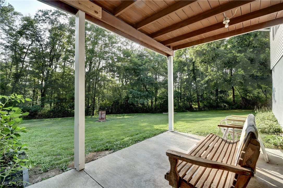 5601 Township Road 466 Lakeville OH 44638
