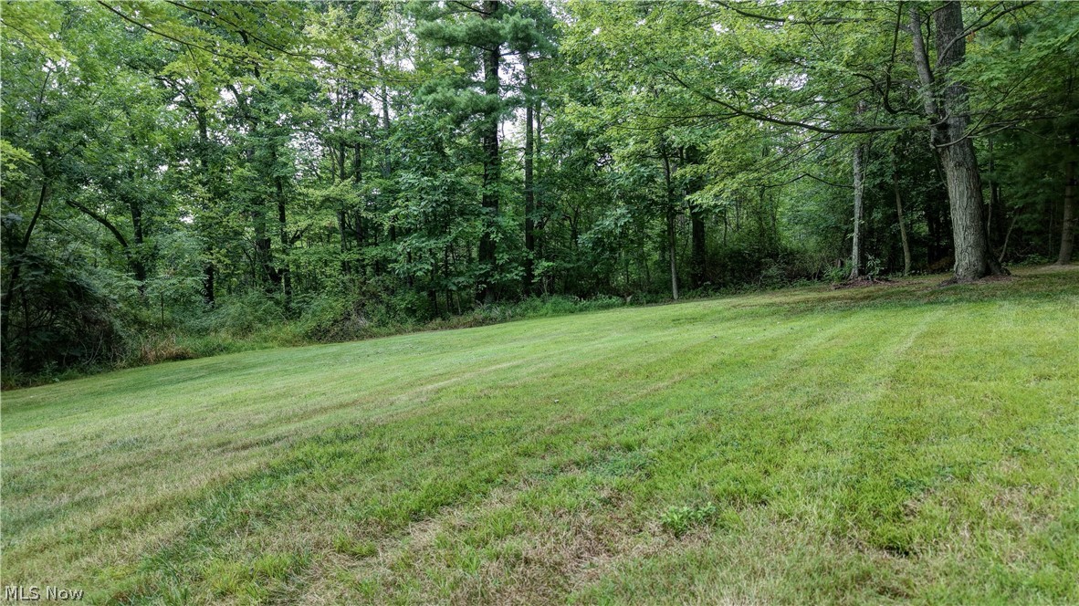 5601 Township Road 466 Lakeville OH 44638