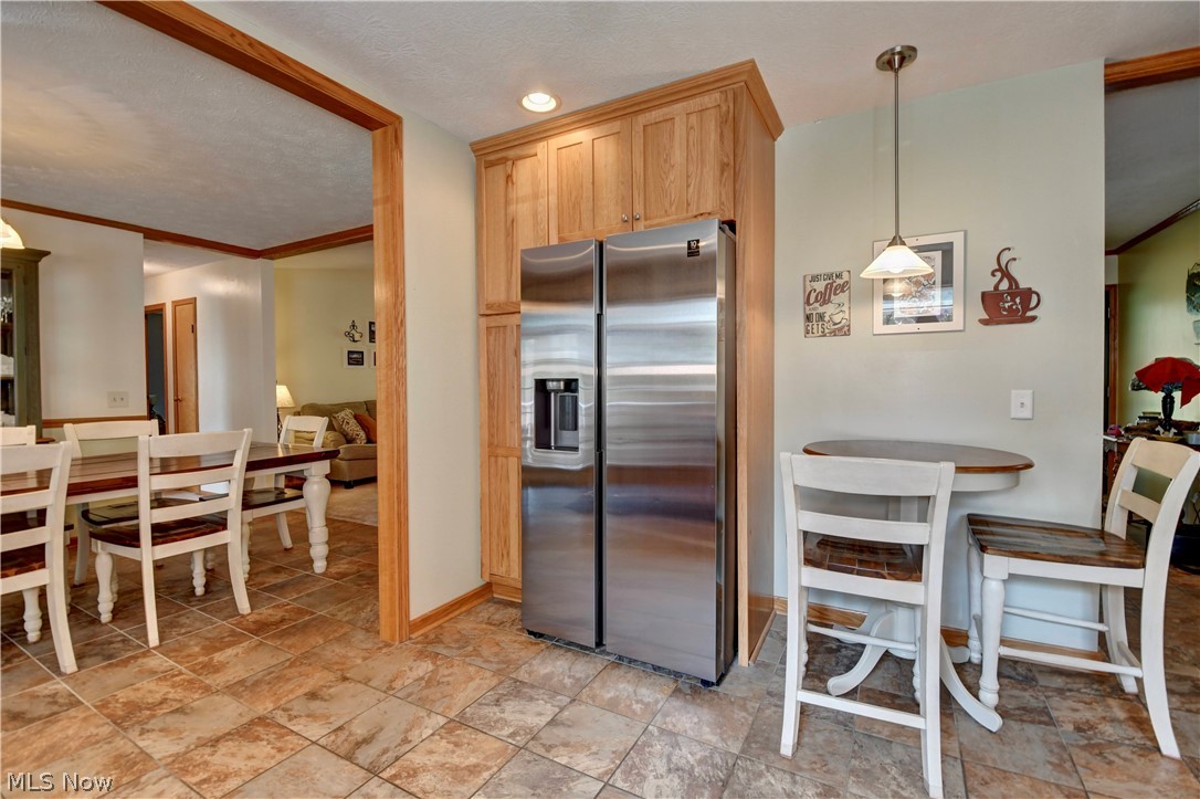 5601 Township Road 466 Lakeville OH 44638