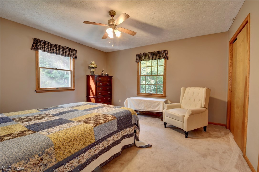 5601 Township Road 466 Lakeville OH 44638