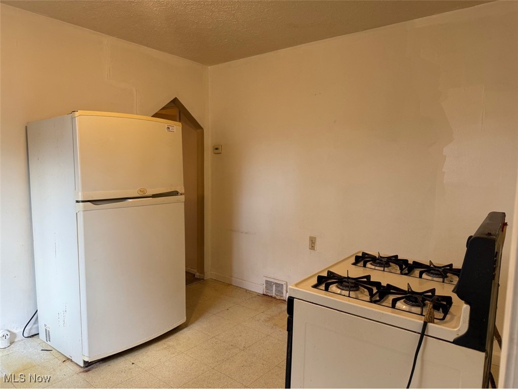 1798 E 337th Street Eastlake OH 44095