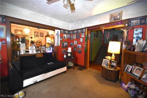 1612 Jacobs Road Youngstown OH 44505