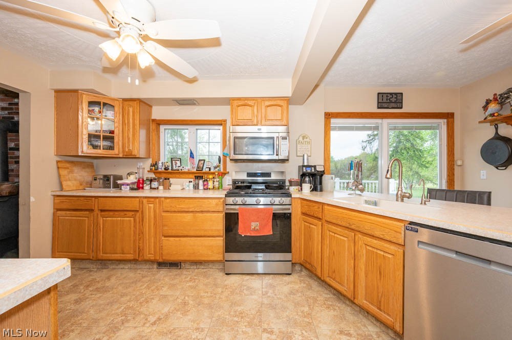 2230 Barclay Messerly Road Southington OH 44470