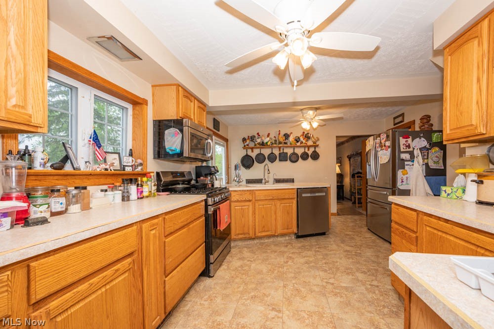 2230 Barclay Messerly Road Southington OH 44470