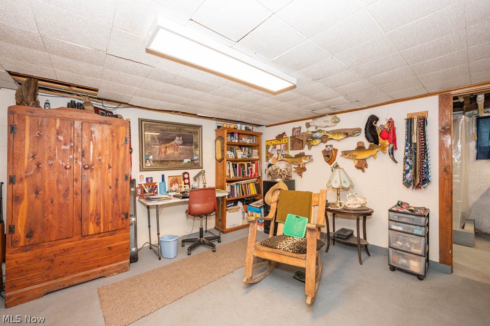 2230 Barclay Messerly Road Southington OH 44470