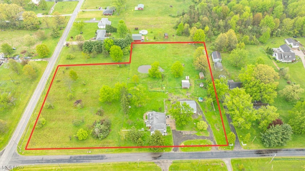 2230 Barclay Messerly Road Southington OH 44470