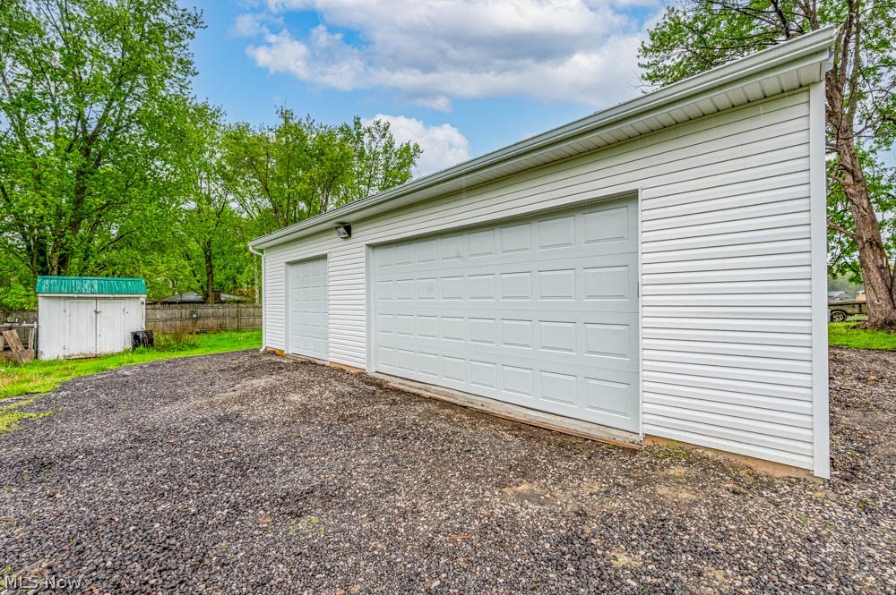 2230 Barclay Messerly Road Southington OH 44470
