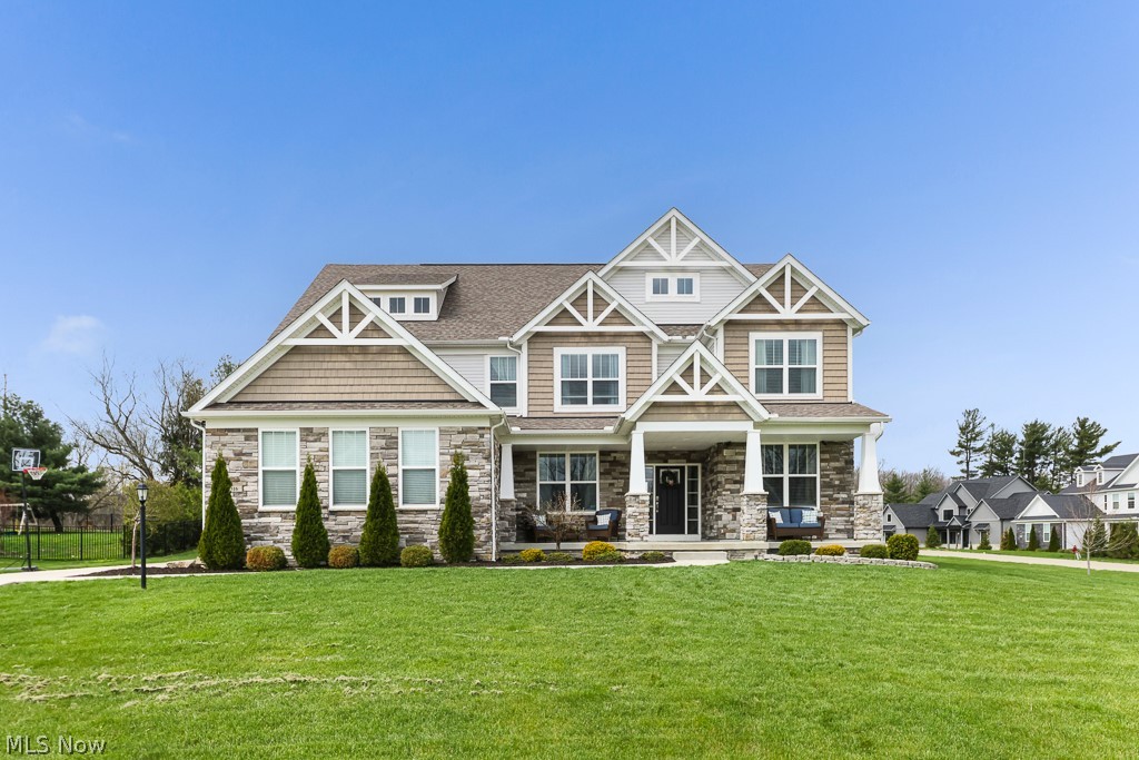 1316 Skyland Falls Boulevard Hinckley OH 44233