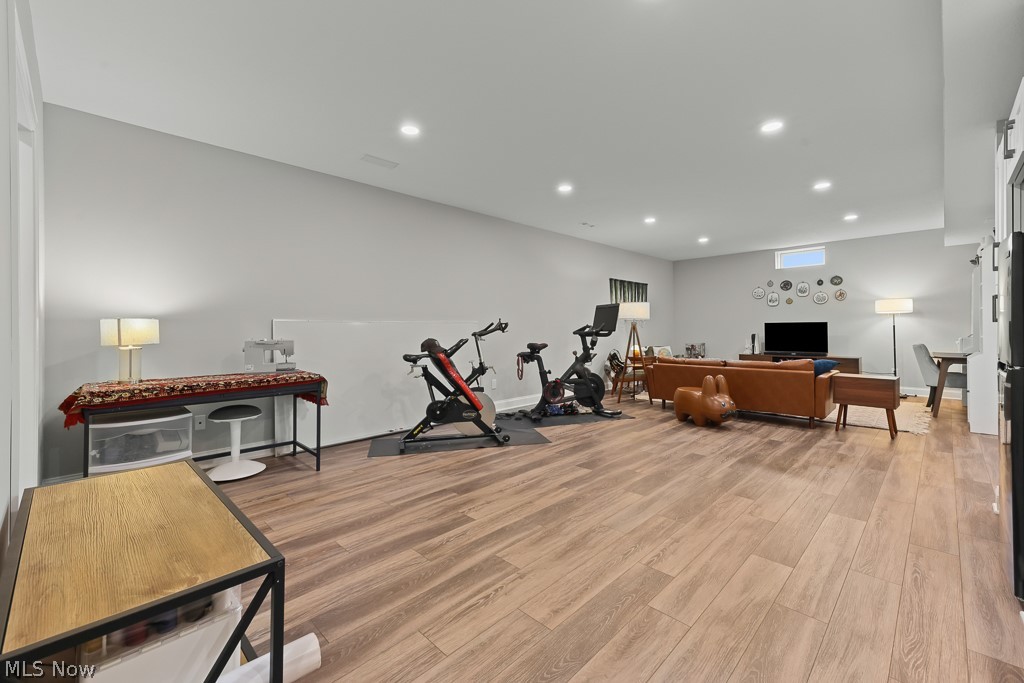 1316 Skyland Falls Boulevard Hinckley OH 44233